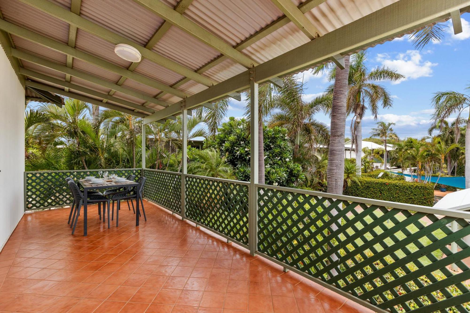 Cable Beachside Villas Брум Экстерьер фото