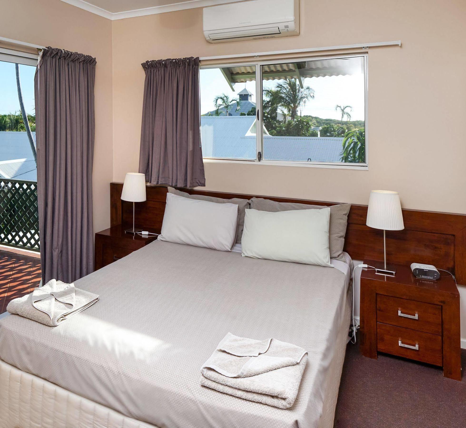 Cable Beachside Villas Брум Экстерьер фото